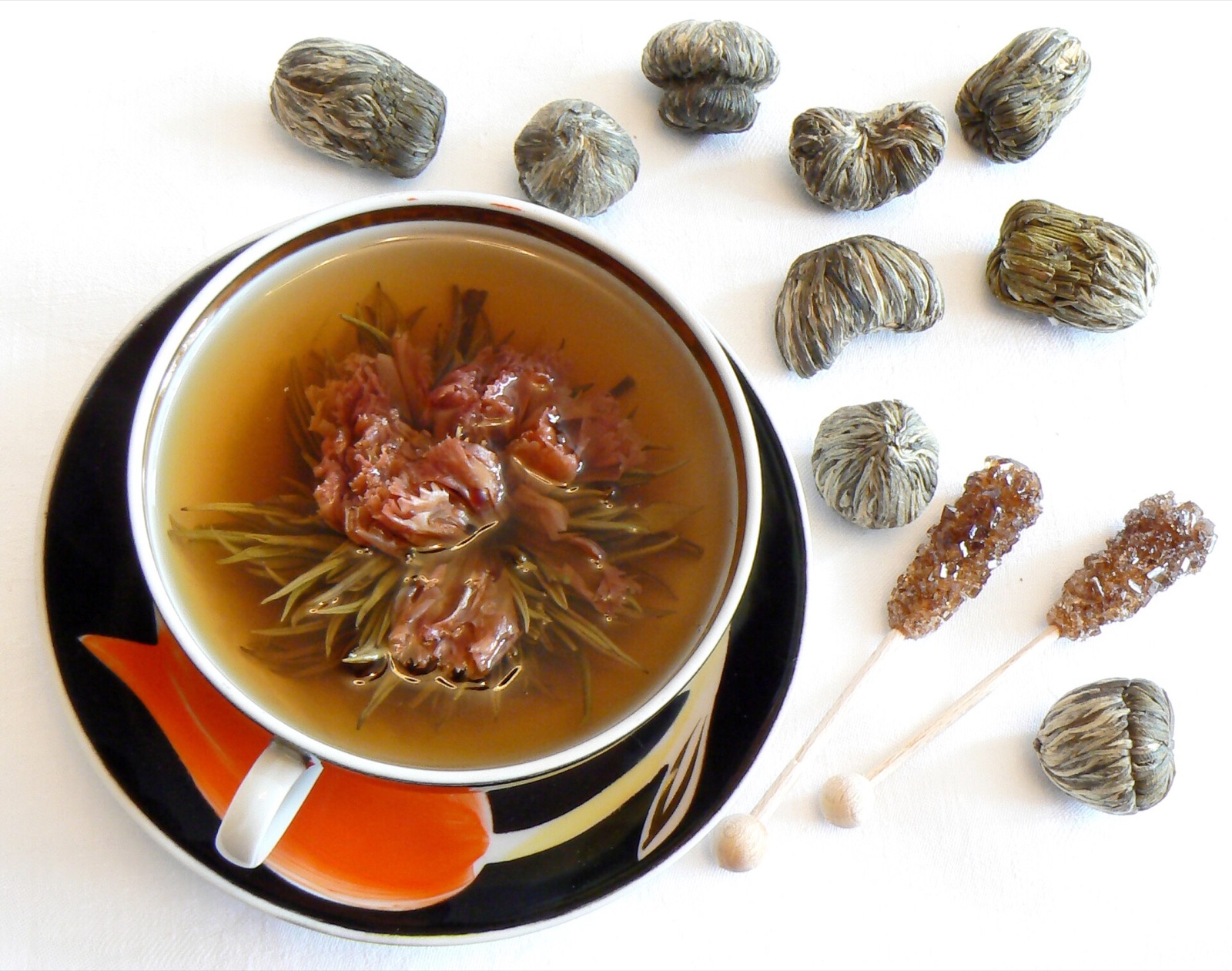 Flowering tea with dry floral forms